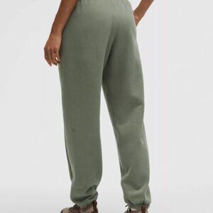 Lululemon Scuba Mid-Rise Oversized Jogger park city
